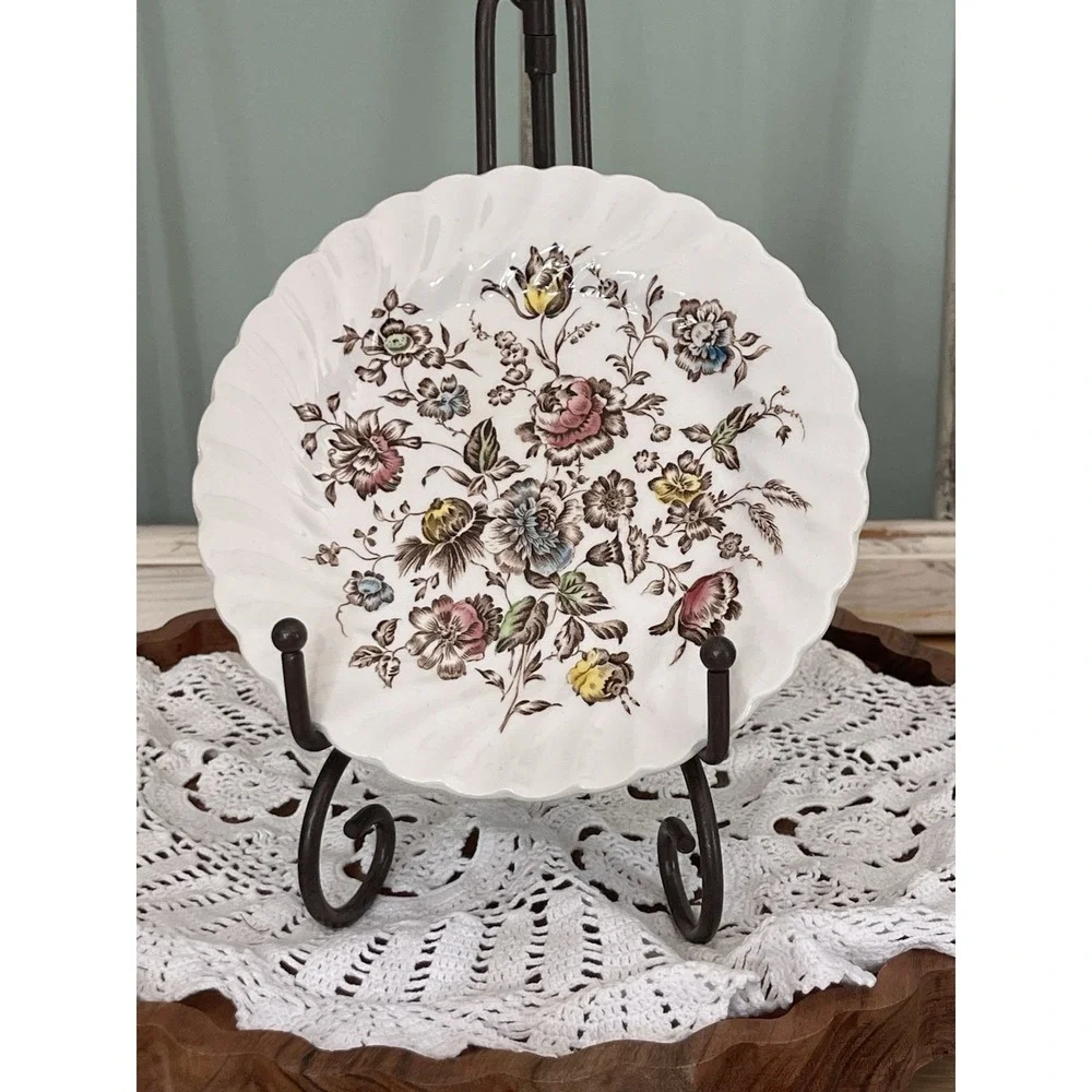 Vintage Johnson Brothers Staffordshire Bouquet 6 Piece Setting England IRONSTONE